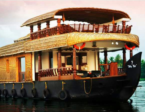 Best 7 bedroom houseboat